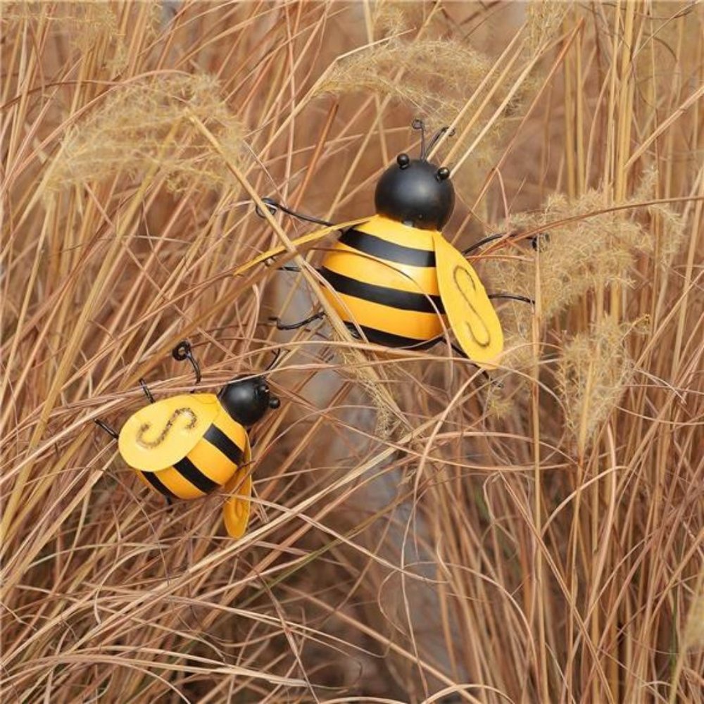 4 Pack Metal Bee Wall Art Sculptures Garden Decorations, Hanging Bee Wall Decor - Picture 6 of 8